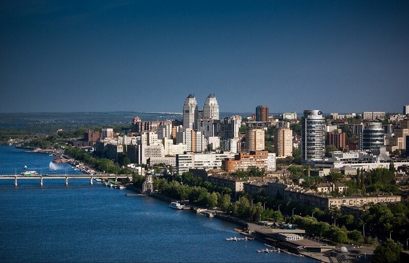 Де читати перевірені та оперативні новини Дніпра: гід медіапростором 2026