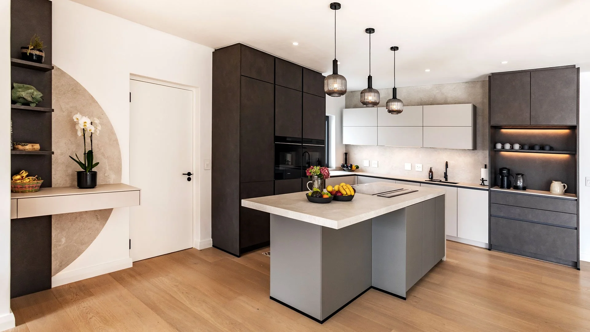 Як замовити кухню і не переплатити: чесні поради від меблевого майстра