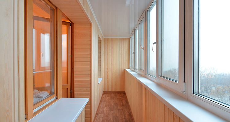 Балкон под ключ в Киеве: почему стоит сотрудничать с профессионалами